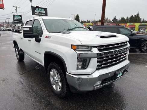 Used 2020 Chevrolet Silverado 2500 LTZ w/ LTZ Premium Package image 5