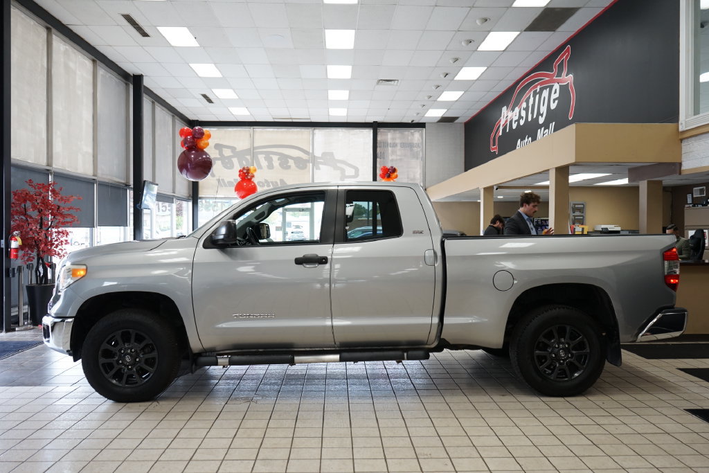Used 2014 Toyota Tundra SR5 AWD/4WD image 3