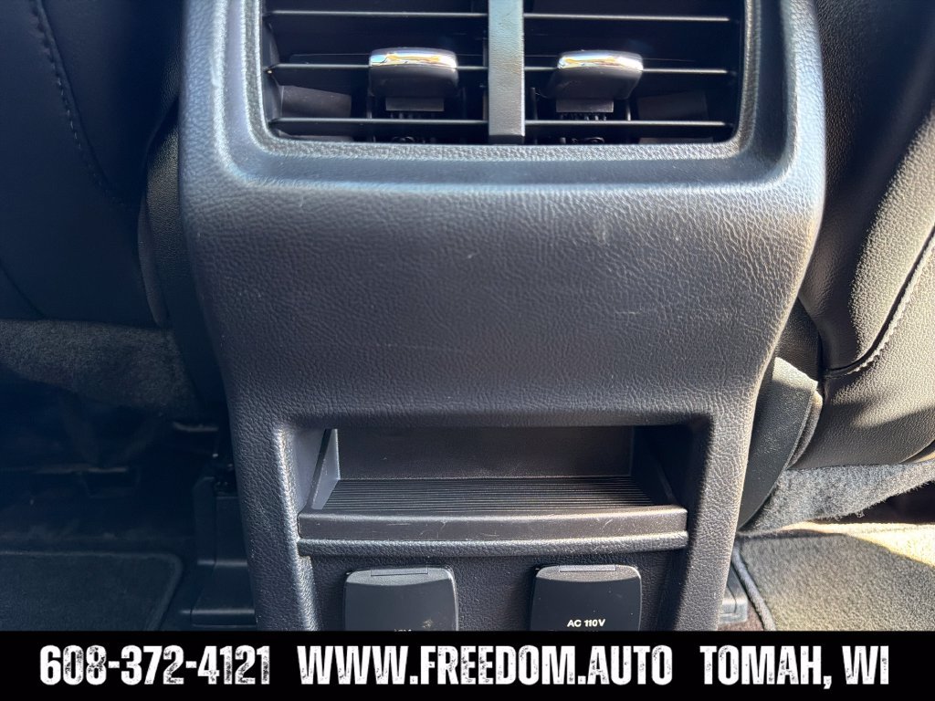 Used 2016 Ford Edge SEL w/ Equipment Group 201A AWD/4WD image 34