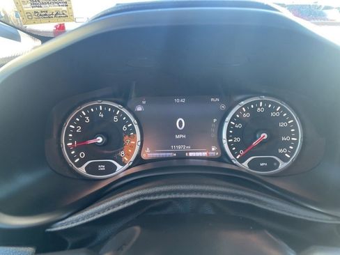 Used 2018 Jeep Renegade Limited w/ UConnect 8.4 Nav Group image 14