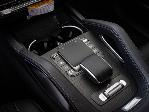 New 2026 Mercedes-Benz GLS 450 4MATIC image 31