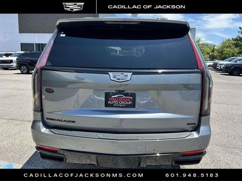 Used 2022 Cadillac Escalade Sport w/ Touring Package AWD/4WD image 3