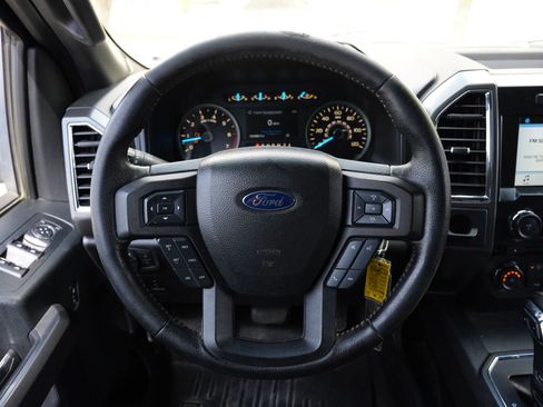 Used 2016 Ford F150 XLT w/ Equipment Group 302A Luxury image 10