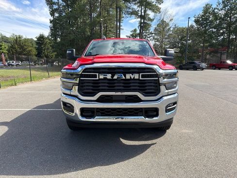 Used 2026 RAM 2500 Big Horn AWD/4WD image 3
