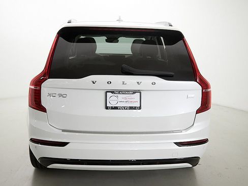 Certified 2023 Volvo XC90 T8 Plus w/ Protection Package Premier AWD/4WD image 8