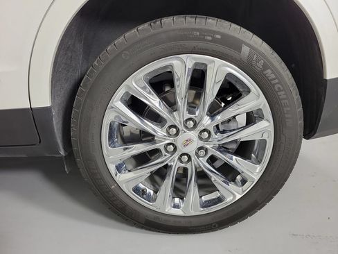 Used 2022 Cadillac XT5 Premium Luxury w/ Platinum Package AWD/4WD image 10