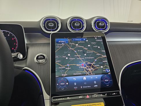 New 2026 Mercedes-Benz GLC 300 4MATIC image 41