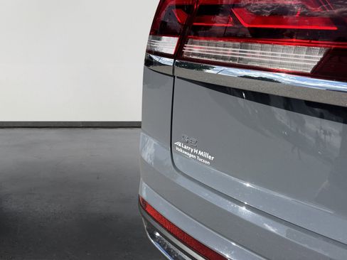 New 2026 Volkswagen Atlas Cross Sport SE image 6