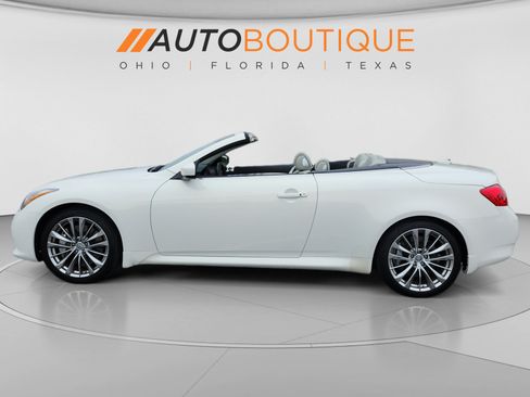 Used 2013 INFINITI G37 Convertible w/ Premium Pkg RWD image 2