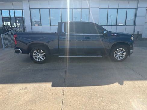 Used 2022 Chevrolet Silverado 1500 LTZ w/ Safety Package II AWD/4WD image 36