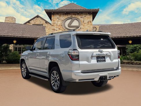 Used 2024 Toyota 4Runner TRD Sport w/ Technology Package image 3