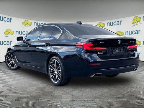 Used 2021 BMW 530i xDrive w/ Convenience Package AWD/4WD image 4