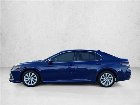 Used 2023 Toyota Camry LE FWD image 9