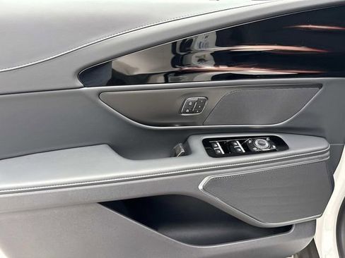 New 2026 Lincoln Nautilus Premier w/ Jet Appearance Package image 20