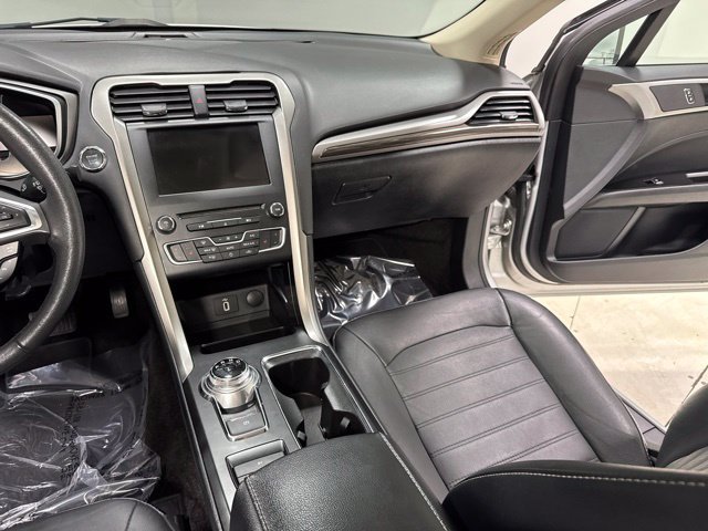 Used 2018 Ford Fusion Energi SE FWD image 20