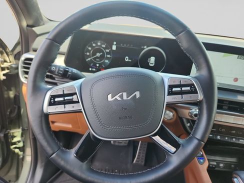 Certified 2025 Kia Telluride SX Prestige X-Line AWD/4WD image 13
