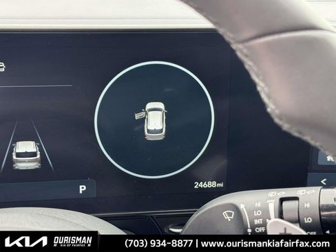 Used 2024 Hyundai Kona SEL w/ Convenience Package image 17