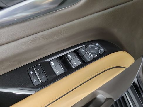 Used 2022 Cadillac Escalade Sport w/ Touring Package RWD image 22