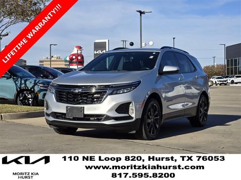 Used 2022 Chevrolet Equinox RS w/ RS Leather Package image 2