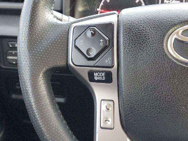 Used 2021 Toyota 4Runner SR5 Premium AWD/4WD image 17