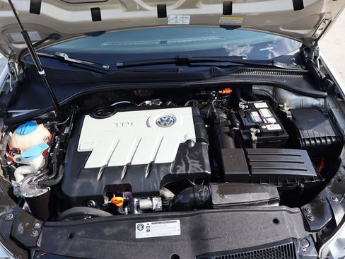 Used 2012 Volkswagen Jetta TDI FWD image 37