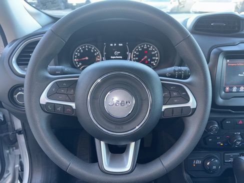 Used 2021 Jeep Renegade Sport image 13