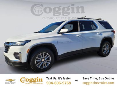 Used 2023 Chevrolet Traverse LT