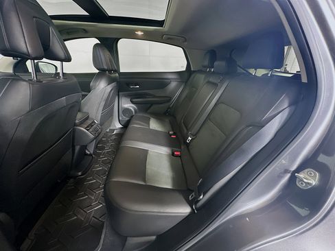 Used 2023 Nissan Ariya FWD image 30