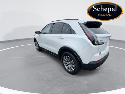 Used 2023 Cadillac XT4 Sport w/ Cold Weather Package image 6