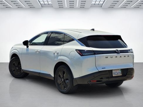 Used 2025 Nissan Murano SV AWD/4WD image 14