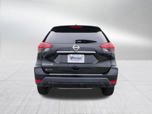 Used 2020 Nissan Rogue S image 4
