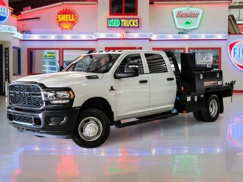 Used 2024 RAM 3500 Tradesman image 2