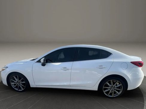 Used 2018 MAZDA MAZDA3 Grand Touring w/ Premium Equipment Package image 8