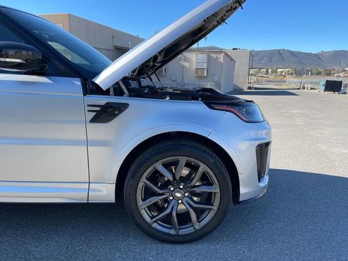 Used 2019 Land Rover Range Rover Sport SVR image 33