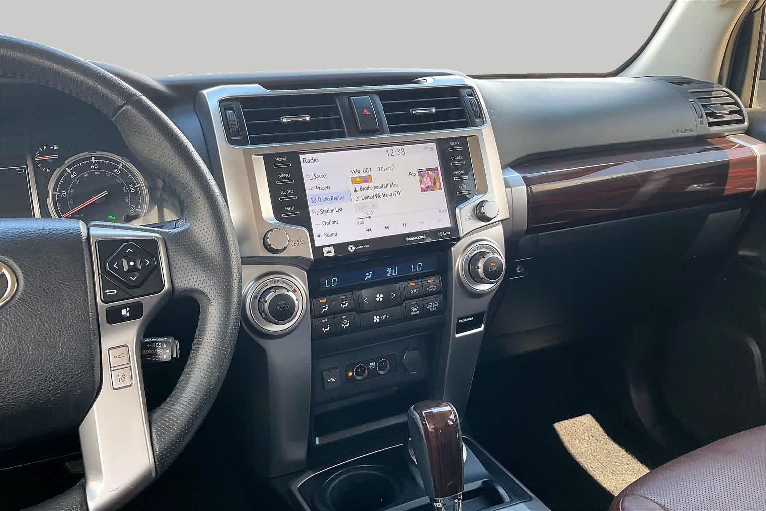 Used 2021 Toyota 4Runner Limited AWD/4WD image 12