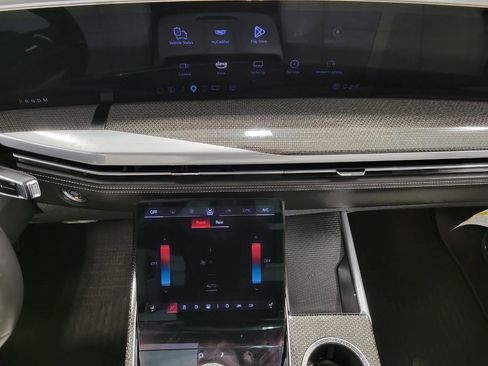 Certified 2025 Cadillac Escalade V w/ LPO, Floor Liner Package AWD/4WD image 7