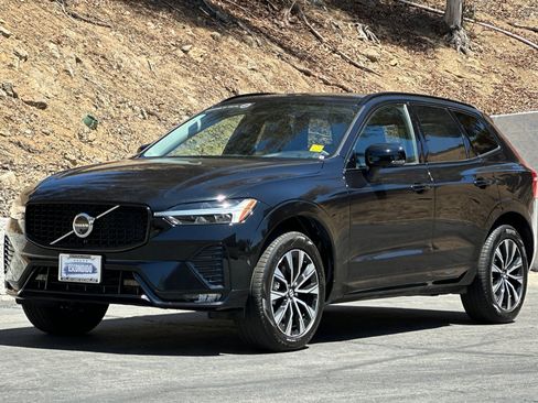 Certified 2025 Volvo XC60 B5 Plus AWD/4WD image 9