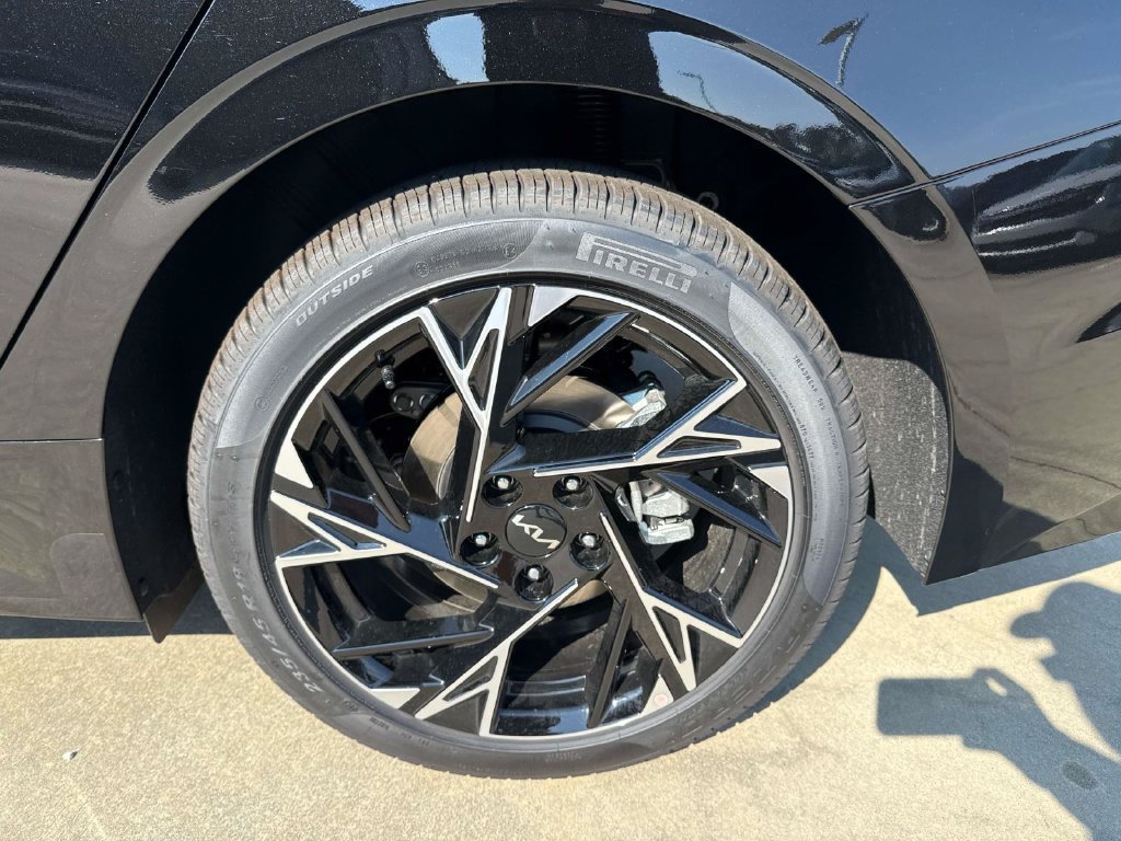 New 2026 Kia K5 GT-Line FWD image 5