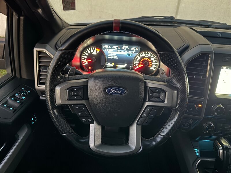 Used 2018 Ford F150 Raptor w/ Equipment Group 802A Luxury AWD/4WD image 10