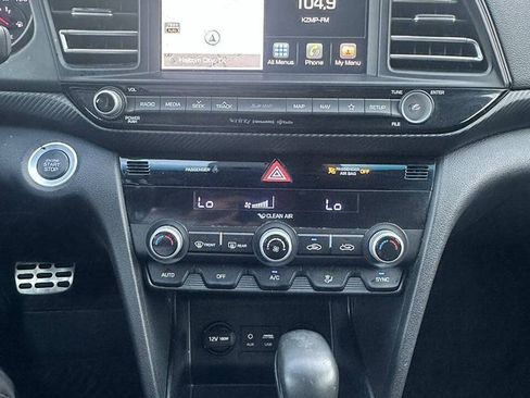 Used 2019 Hyundai Elantra Sport w/ Premium Package 03 FWD image 18