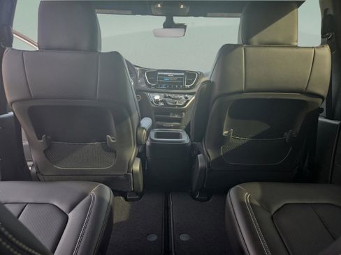 New 2026 Chrysler Voyager LX FWD image 15