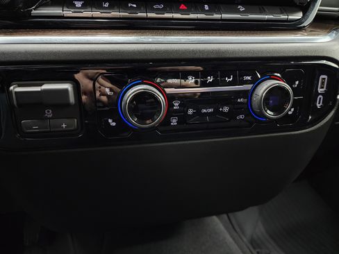 Used 2024 Chevrolet Silverado 2500 LT w/ All Star Edition image 52