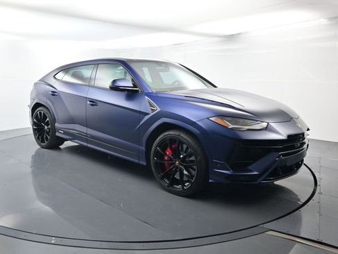 Used 2024 Lamborghini Urus S image 17