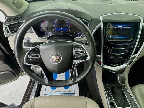 Used 2015 Cadillac SRX FWD image 13