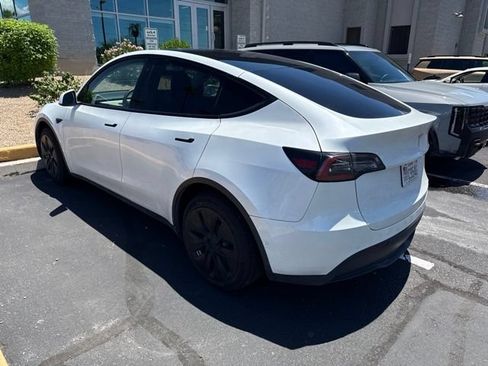 Used 2020 Tesla Model Y Long Range AWD/4WD image 5