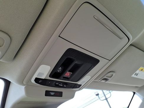 Used 2023 Honda Accord EX image 22