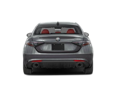Used 2024 Alfa Romeo Giulia Veloce RWD image 8