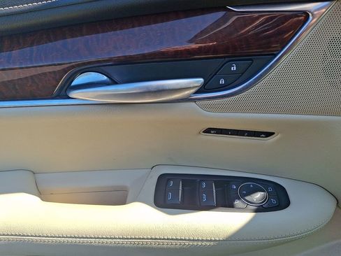 Used 2019 Cadillac XT5 Premium Luxury AWD/4WD image 13