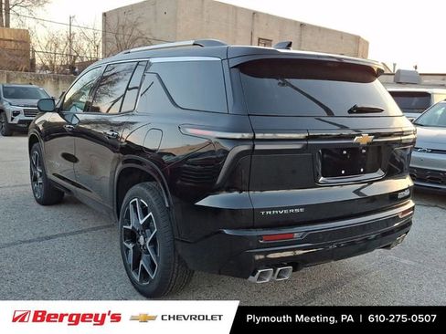 New 2026 Chevrolet Traverse High Country w/ LPO, Floor Liner Package FWD image 4
