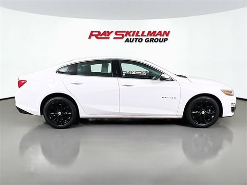 Used 2024 Chevrolet Malibu LT image 8